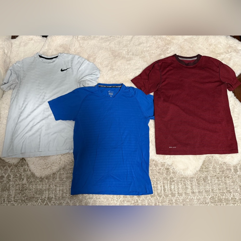 Nike Men's Short Sleeve Tees - Gray, Blue, and Maroon - Medium